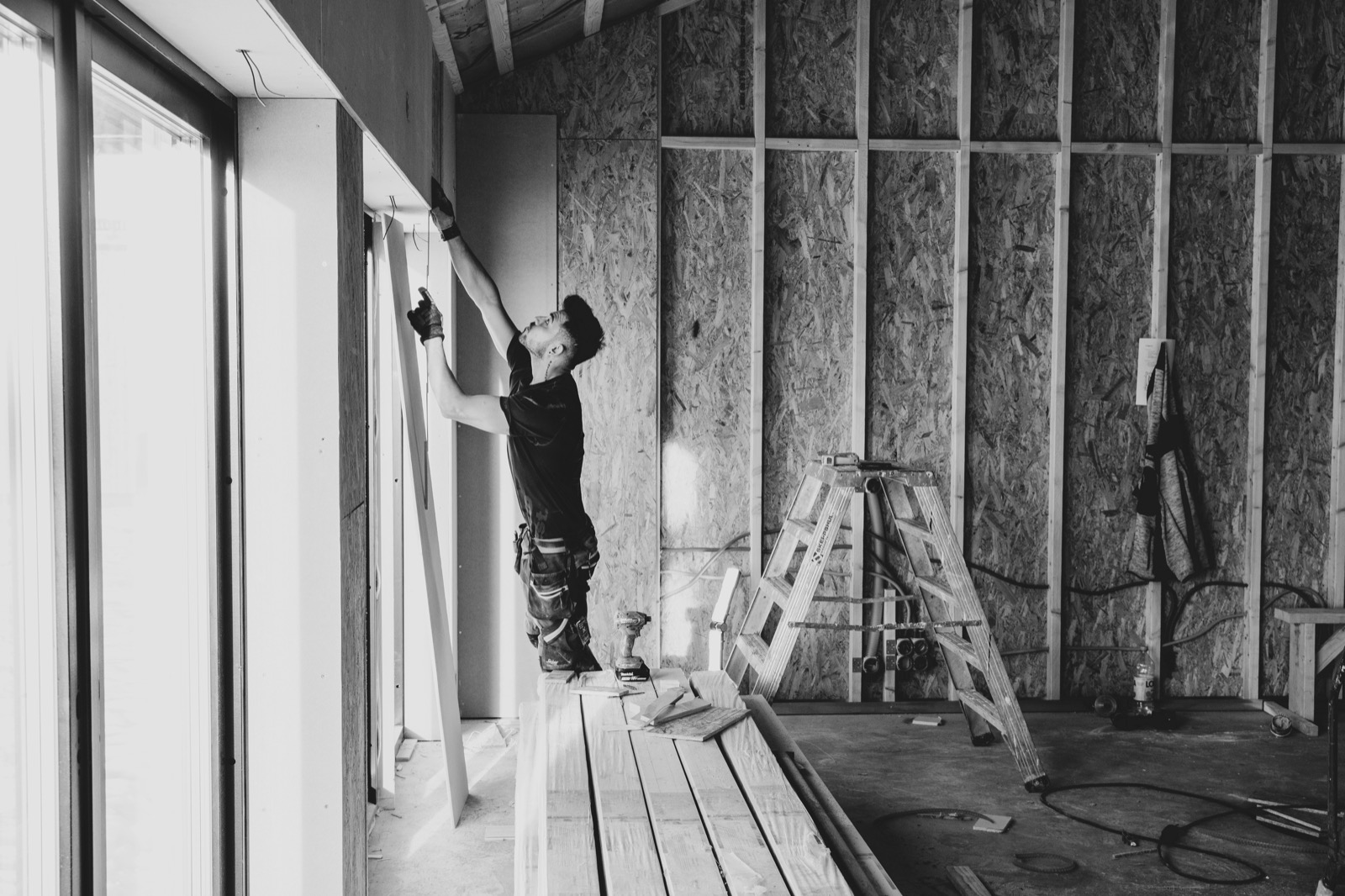 墨出しとは？知られざる建築の職人技を解説！